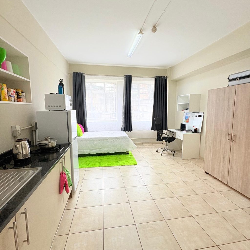 WhatsApp Image 2025-04-07 at 15.09.48 (2)